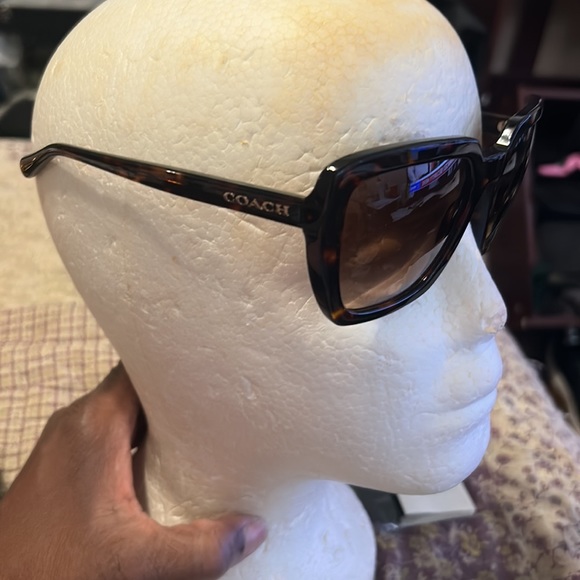 Tortes shell sunglasses. New without tags. Coach on both sides of sunglasses. - Picture 6 of 6